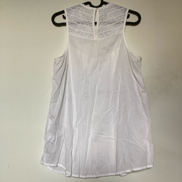 GAP High Neck Lace Blouse - Picture 2 of 3